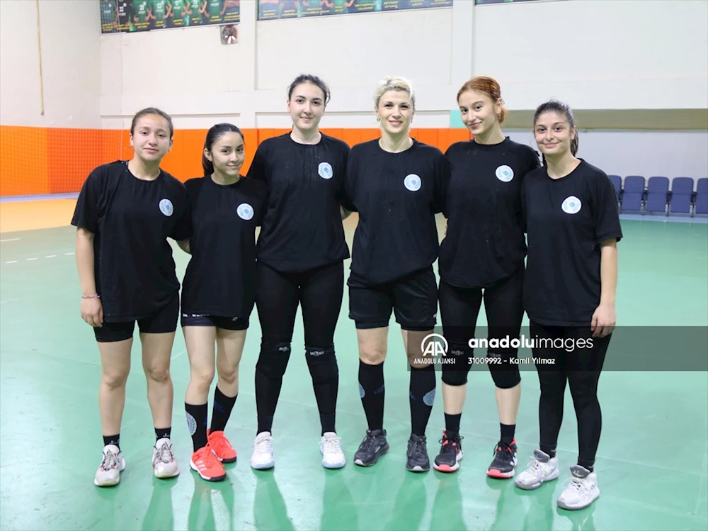 Görele Belediyespor Kadın Hentbol Takımı, genç yeteneklerle yoluna devam ediyor
