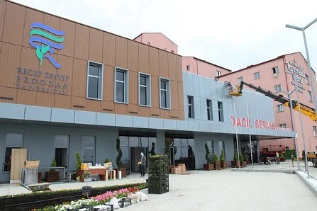 RTEÜ Eğitim ve Araştırma Hastanesi Yeni Acil Servisi Açılışa Hazırlanıyor