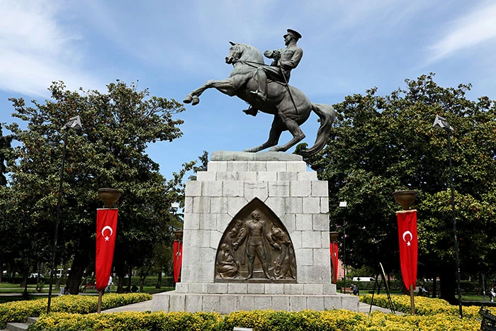 Kurtuluş Meşalesi 104 Yıl Önce Samsun