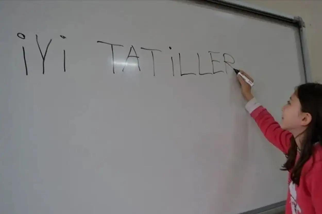 Okullar ne zaman, hangi tarihte kapanacak? 2023 Yaz tatili ne zaman başlıyor?