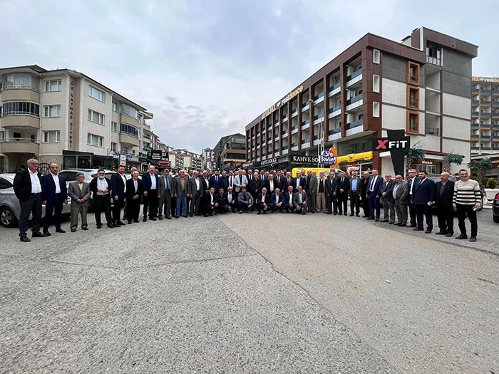 AK Parti Karabük Teşkilatı muhtarlarla buluştu