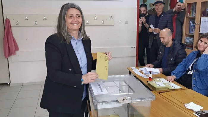 CHP Trabzon Milletvekili Sibel Suiçmez Oyunu Kullandı.