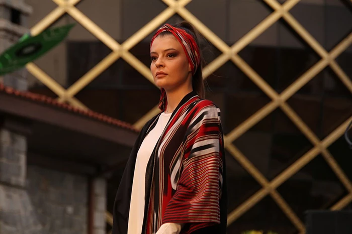 Rizeli Moda Tasarımcısının Düzenlenen Defile İle Beğeniye Sunuldu
