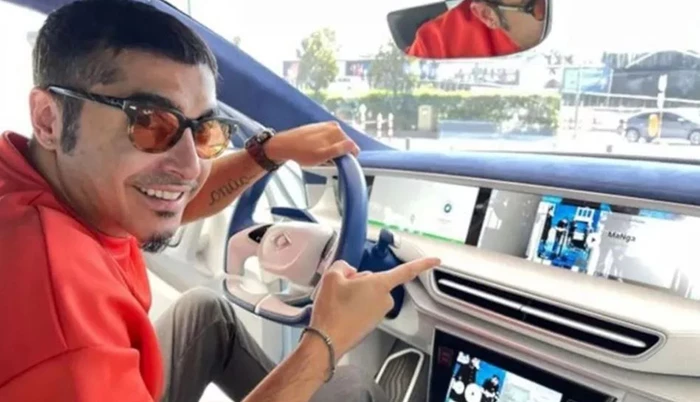  Ferman Akgül,Togg pozunu eleştiren o ünlülere dava açtı!
