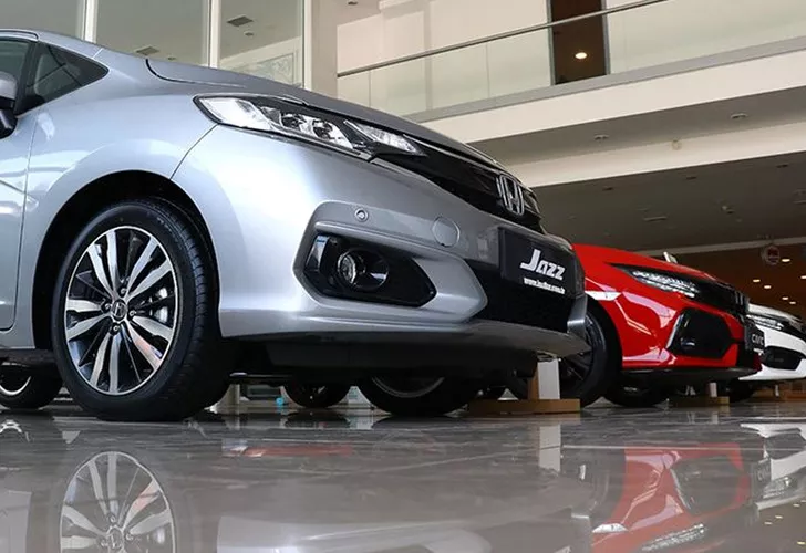 Sıfır otomobillerini beklerken kur zammı geldi! Fiyat artışı 150 bin TL
