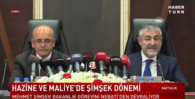 Ekonomide yeni dönem! Mehmet Şimşek görevi teslim aldı, 
