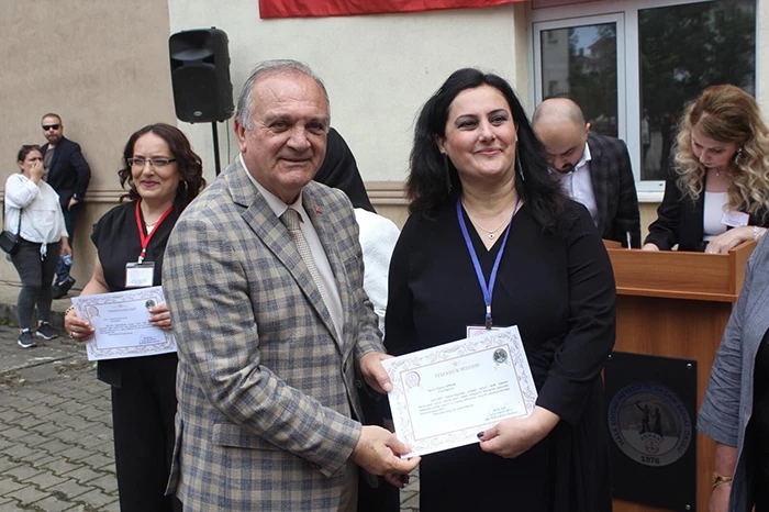 Arhavi Halk Eğitim Merkezi Yıl Sonu Sergisi Açıldı …
