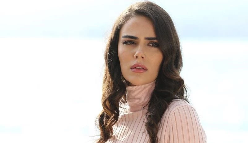 Üç Kız Kardeş 52. Bölüm Full İzle!
