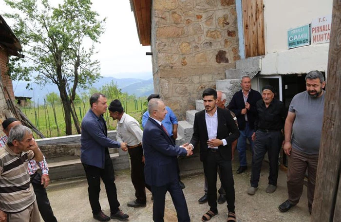Artvin Valisi Yılmaz Doruk Pirnalli köyünü ziyaret etti