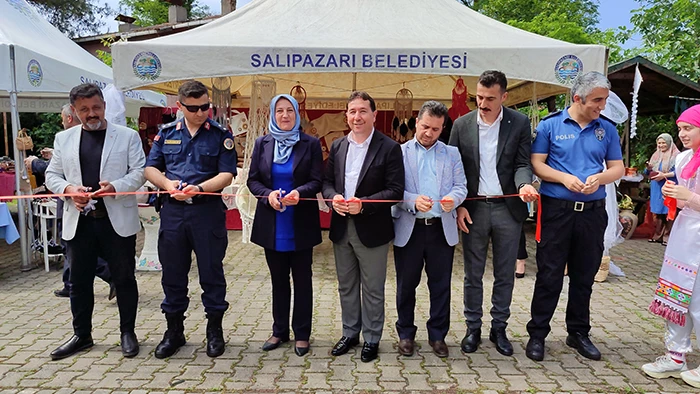 Salıpazarı ilçesinde HEM yıl sonu sergisi düzenlendi
