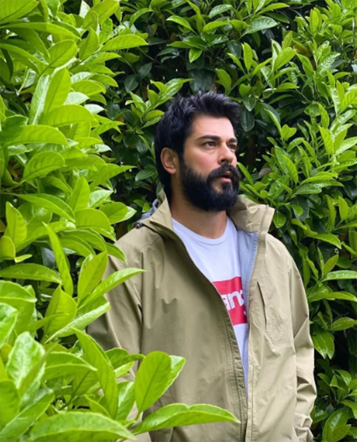 Burak Özçivit