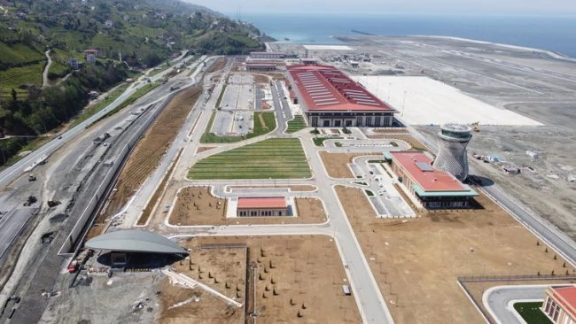 Rize-Artvin Havalimanında Mayıs Ayında 929 Uçuş Gerçekleşti, 89 Bin 620 Yolcu Taşındı