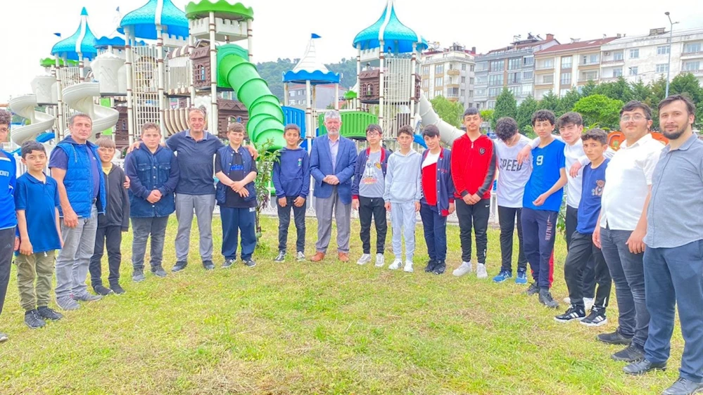 Pazar Sahil Erkek Kuran Kursu Öğrencileri, Doğayla İç İçe Eğlenceli Bir Gün Geçirdi