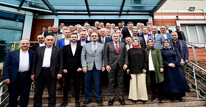 Bakan Bak, Rize