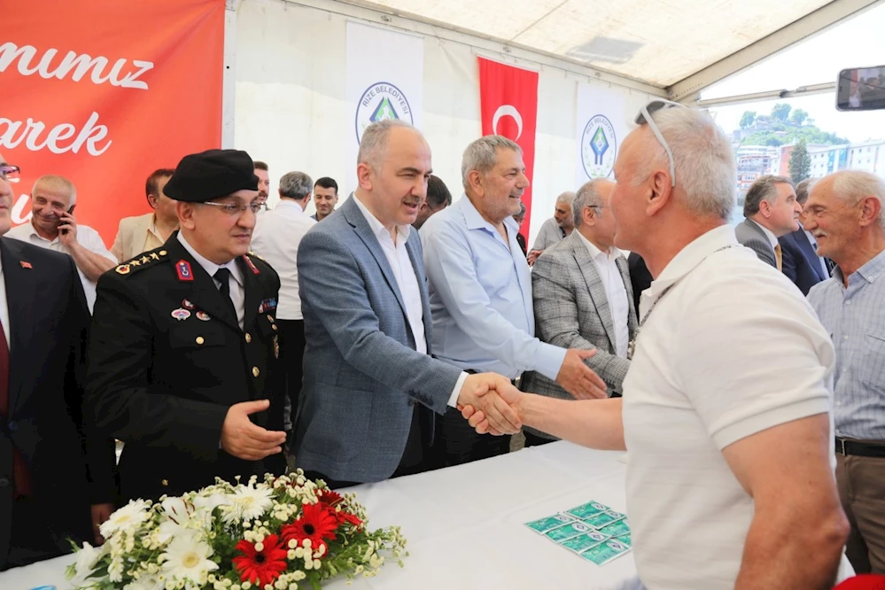 RİZE’DE GELENEKSEL BAYRAMLAŞMA BULUŞMASI 